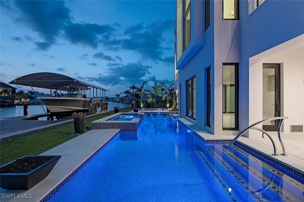 348 Seagull Avenue Naples FL 34108