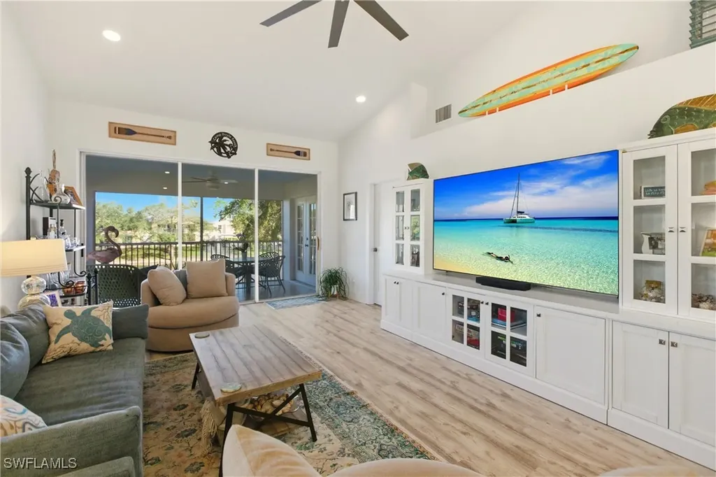 688 Wiggins Lake Drive Naples FL 34110