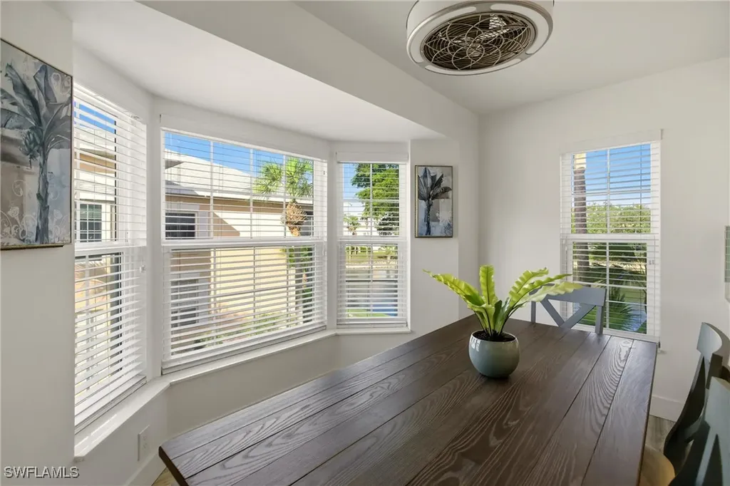 688 Wiggins Lake Drive Naples FL 34110