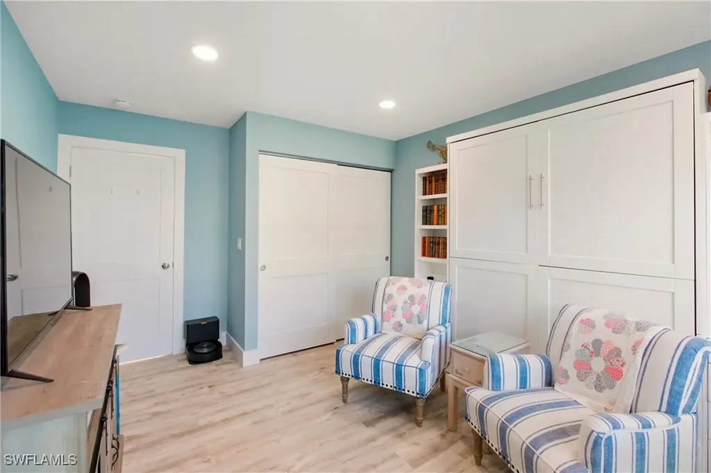 688 Wiggins Lake Drive Naples FL 34110