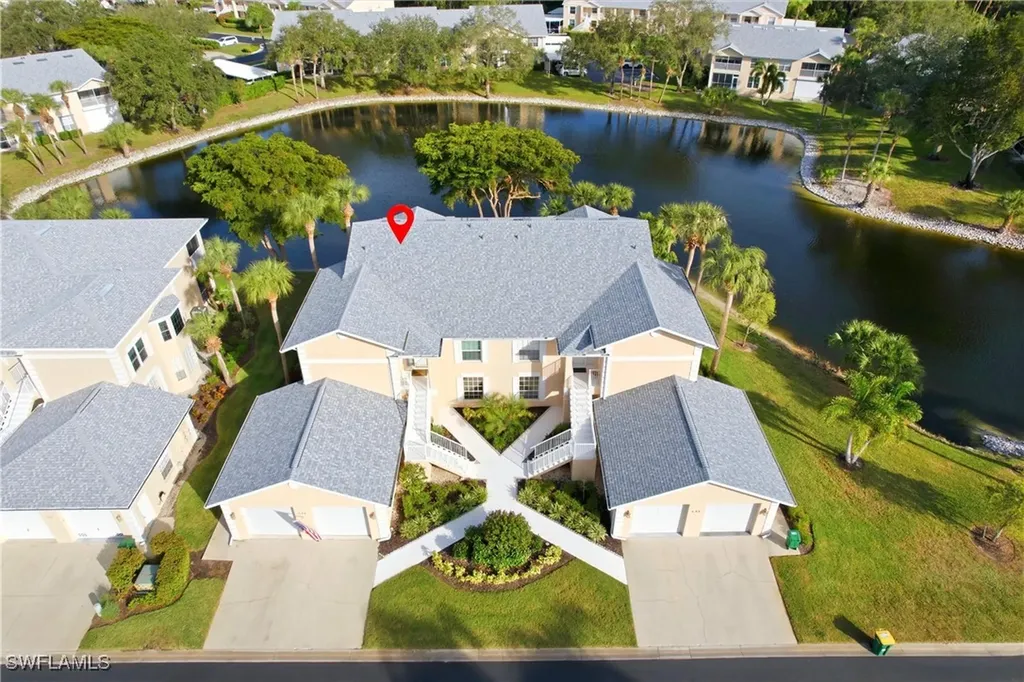 688 Wiggins Lake Drive Naples FL 34110