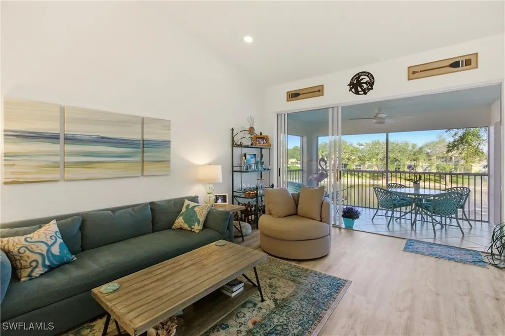 688 Wiggins Lake Drive Naples FL 34110