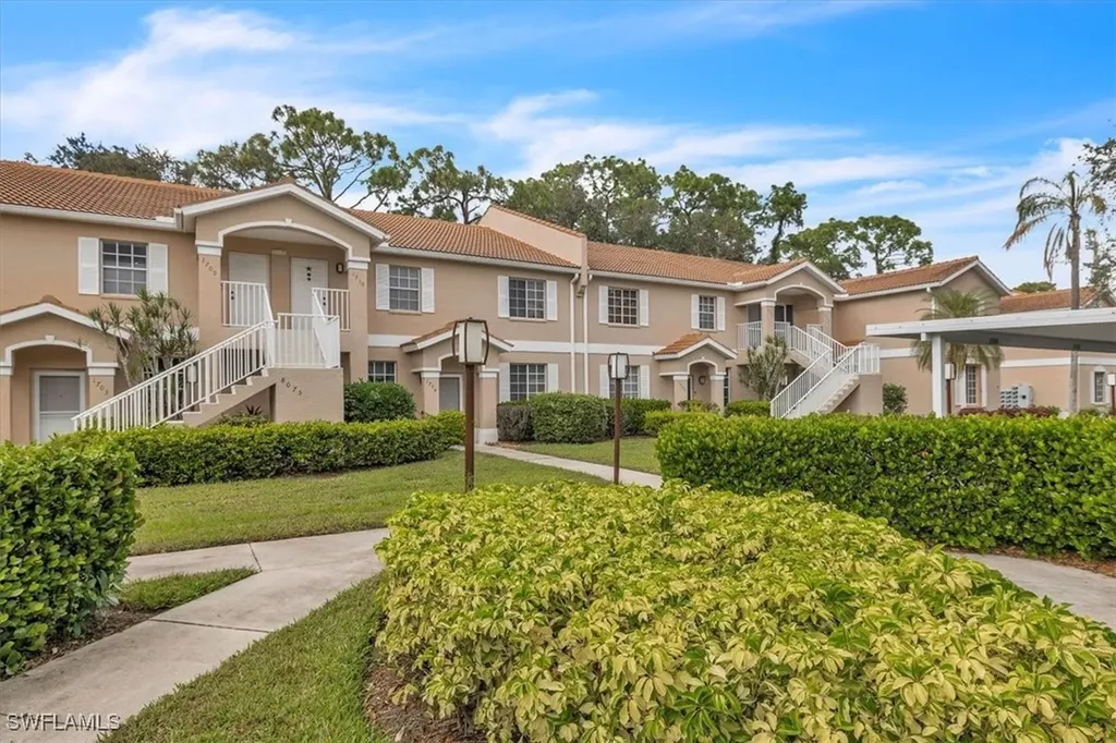 8075 Tiger Cove Naples FL 34113