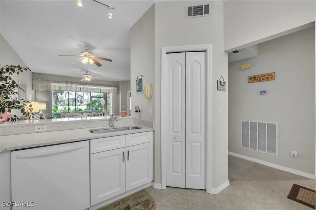 8075 Tiger Cove Naples FL 34113