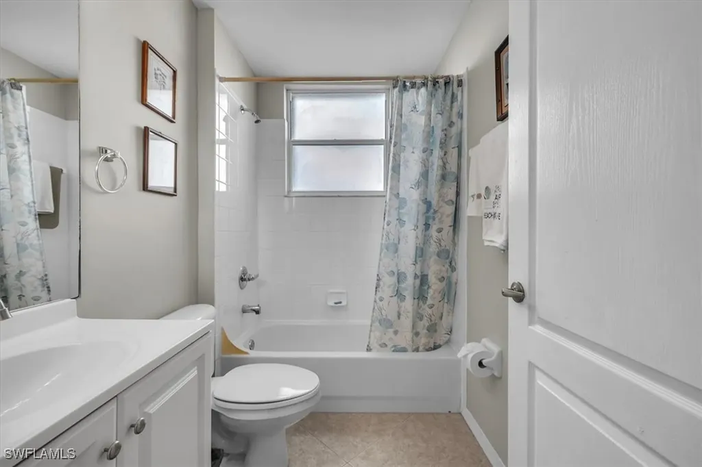 8075 Tiger Cove Naples FL 34113