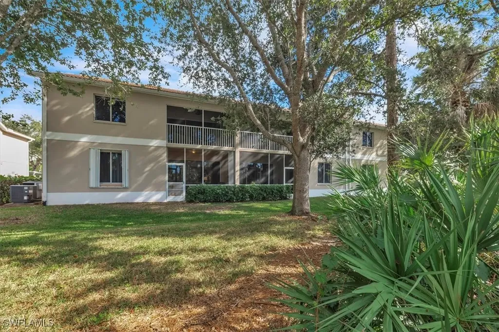 8075 Tiger Cove Naples FL 34113
