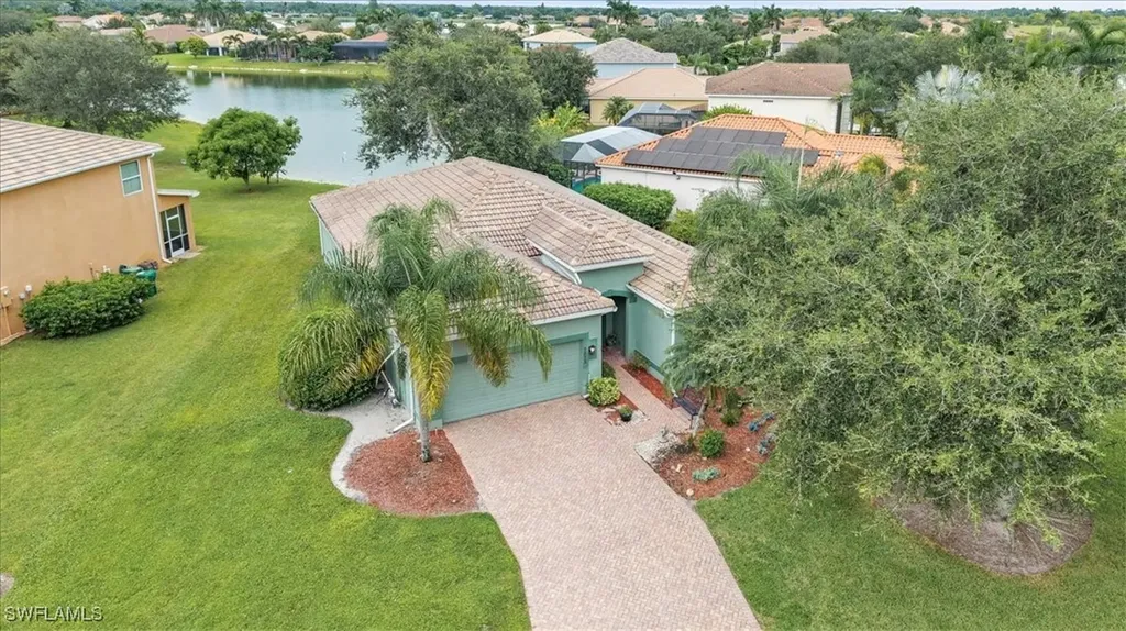 2673 Fishtail Palm Court Naples FL 34120