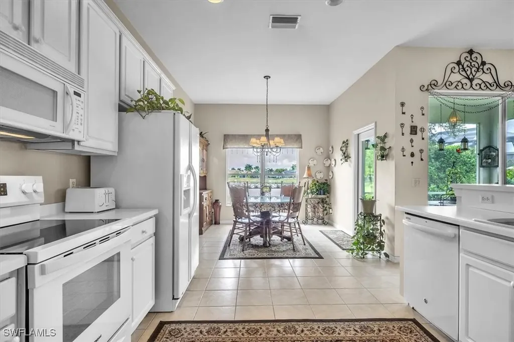 2673 Fishtail Palm Court Naples FL 34120