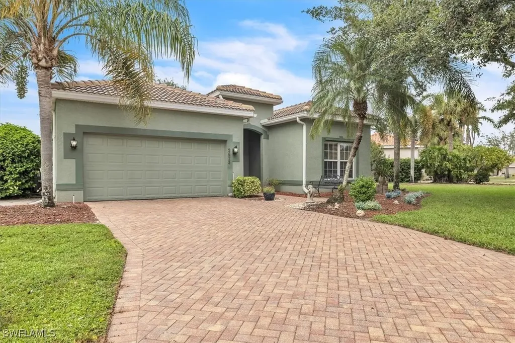 2673 Fishtail Palm Court Naples FL 34120