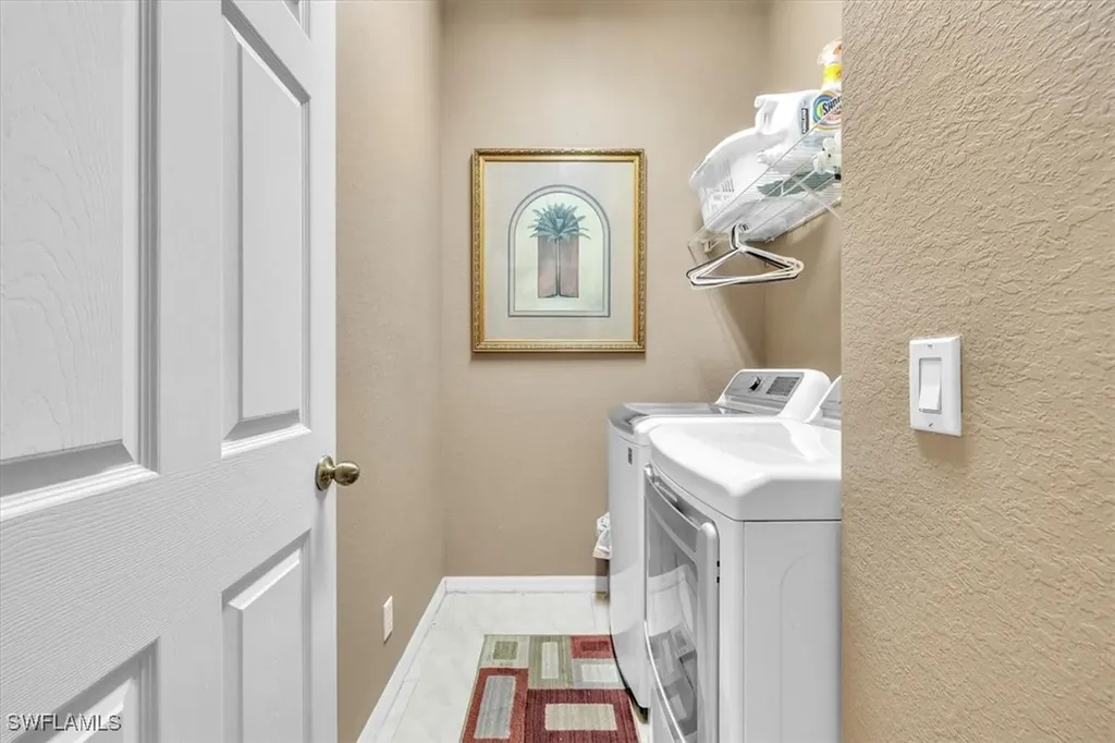2673 Fishtail Palm Court Naples FL 34120