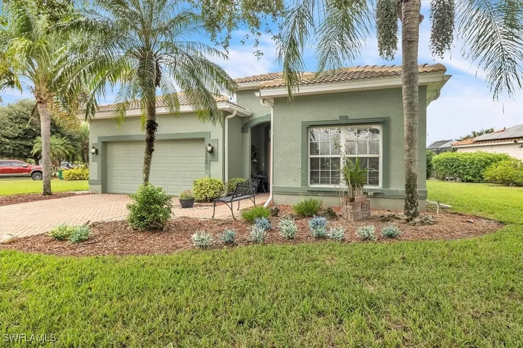 2673 Fishtail Palm Court Naples FL 34120