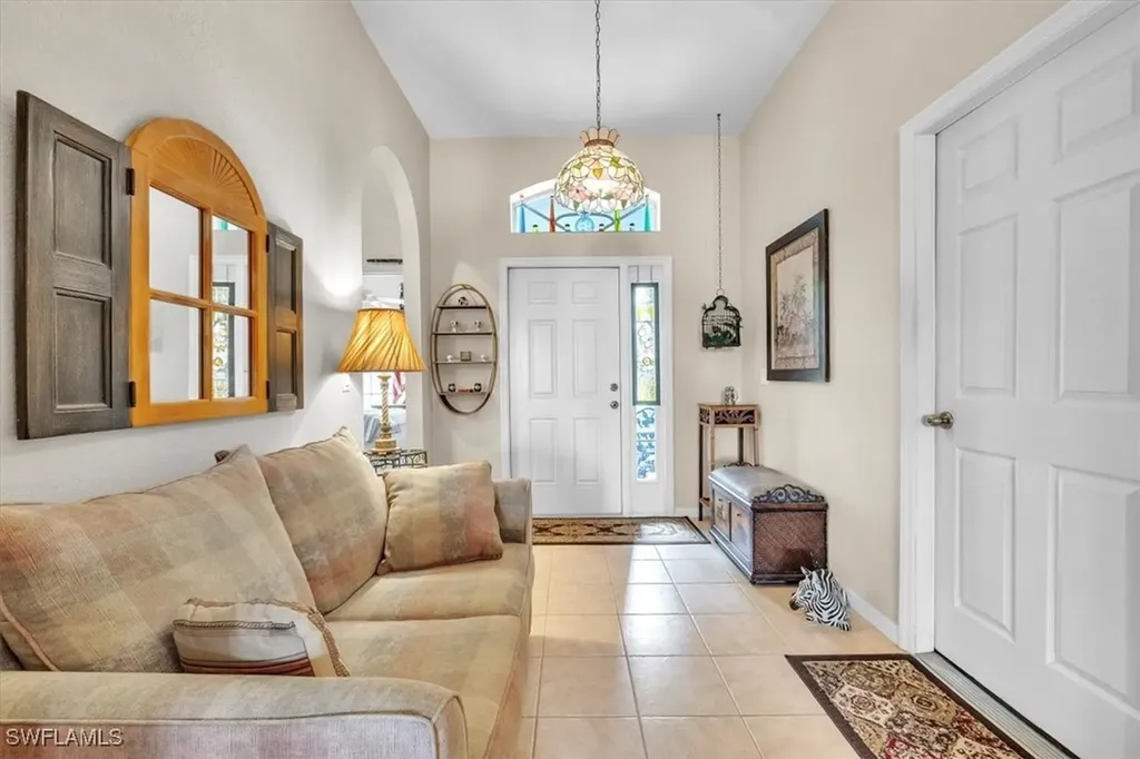 2673 Fishtail Palm Court Naples FL 34120