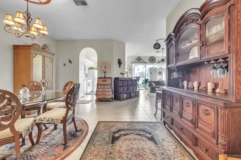 2673 Fishtail Palm Court Naples FL 34120