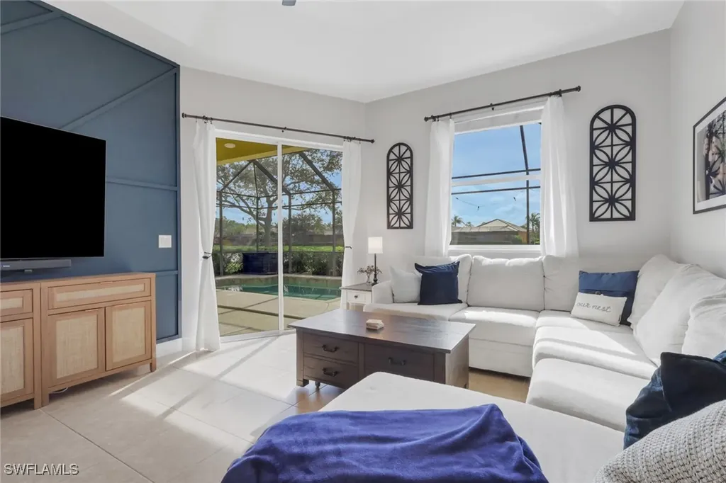 15464 Cortona Way Naples FL 34120