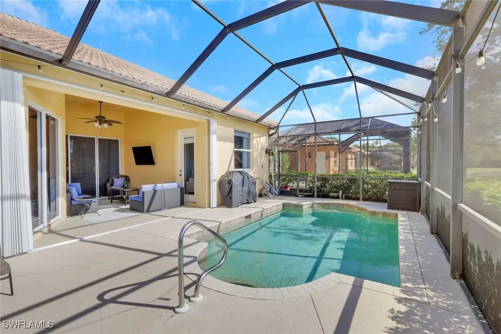 15464 Cortona Way Naples FL 34120