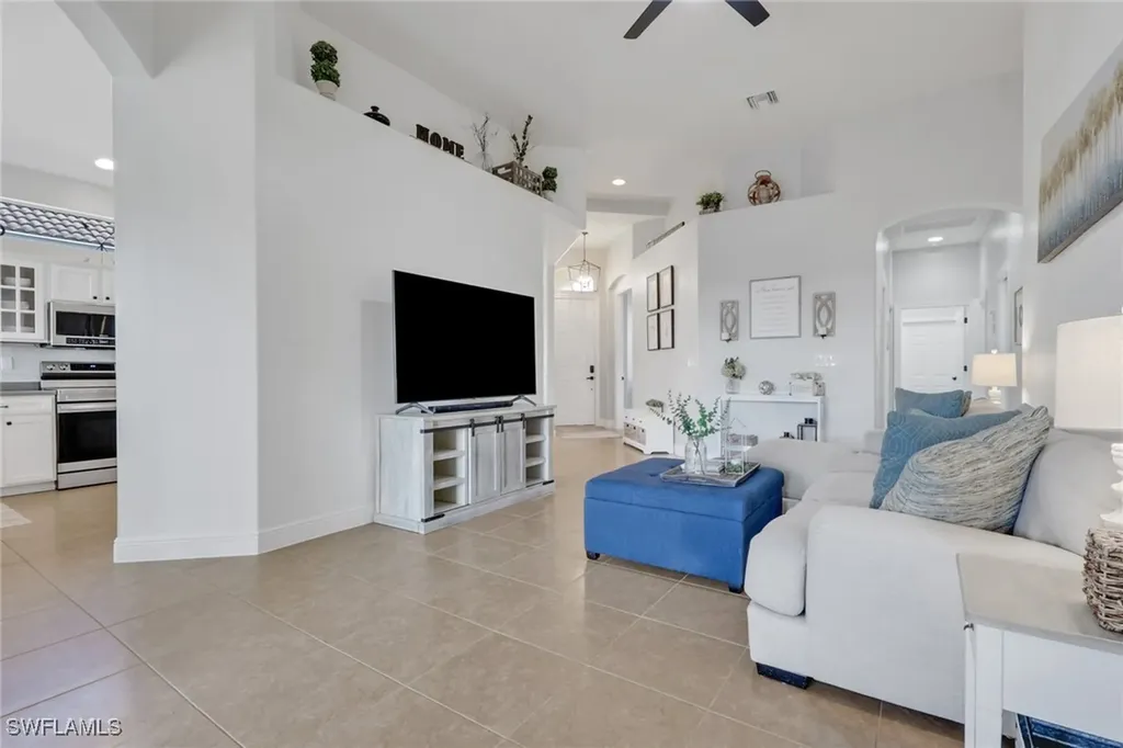 15464 Cortona Way Naples FL 34120