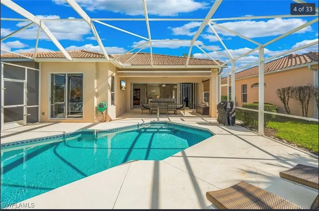 Naples FL, 8661 Gleneagle Way