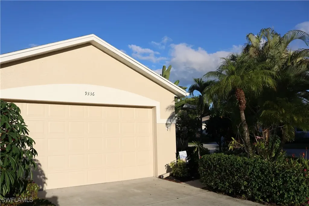 9336 Lake Abby Lane Bonita Springs FL 34135