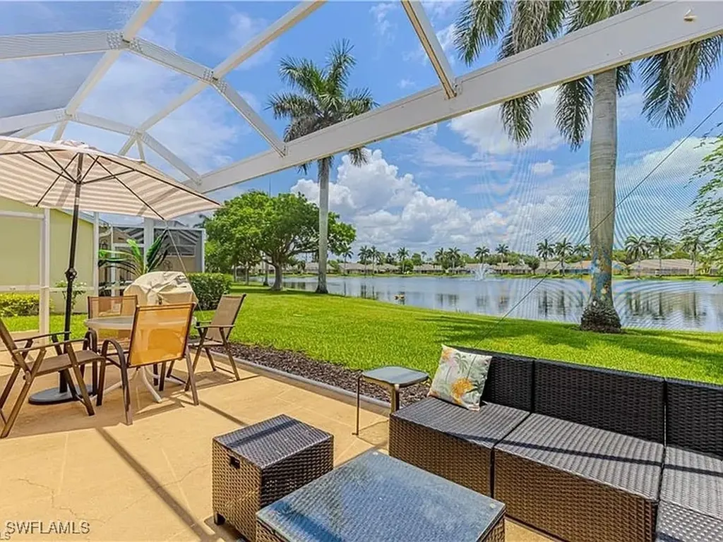 5595 Greenwood Circle Naples FL 34112