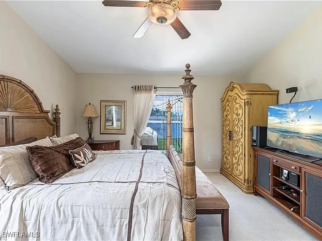 5595 Greenwood Circle Naples FL 34112