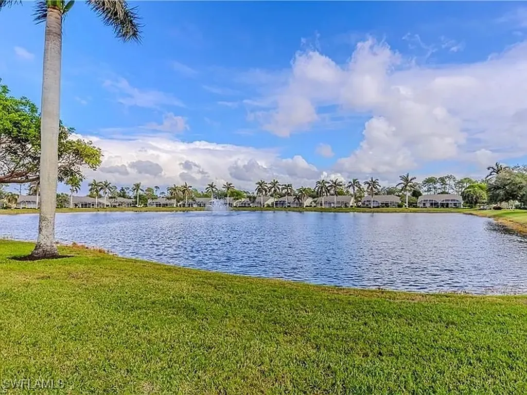 5595 Greenwood Circle Naples FL 34112