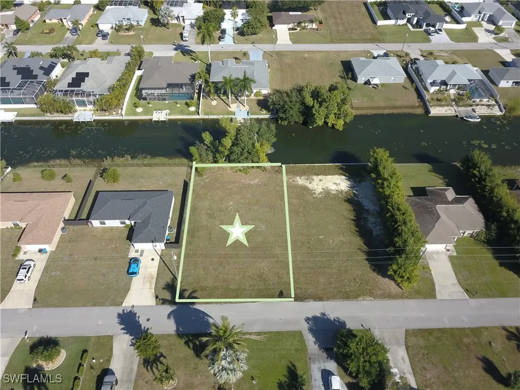 609 SE 2nd Street Cape Coral FL 33990