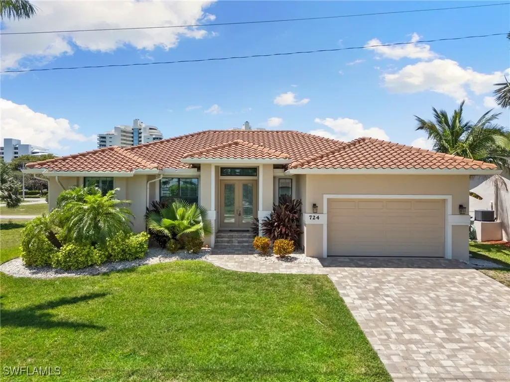 724 Seagrape Drive Marco Island FL 34145