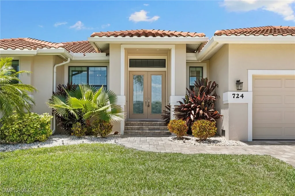 724 Seagrape Drive Marco Island FL 34145