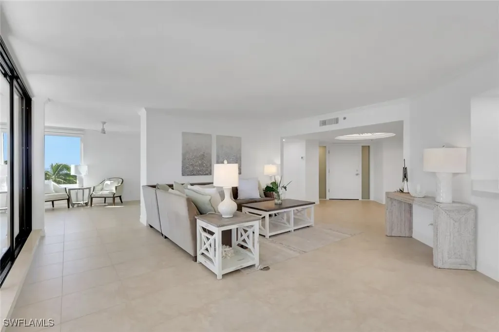 4251 Gulf Shore Boulevard N Naples FL 34103