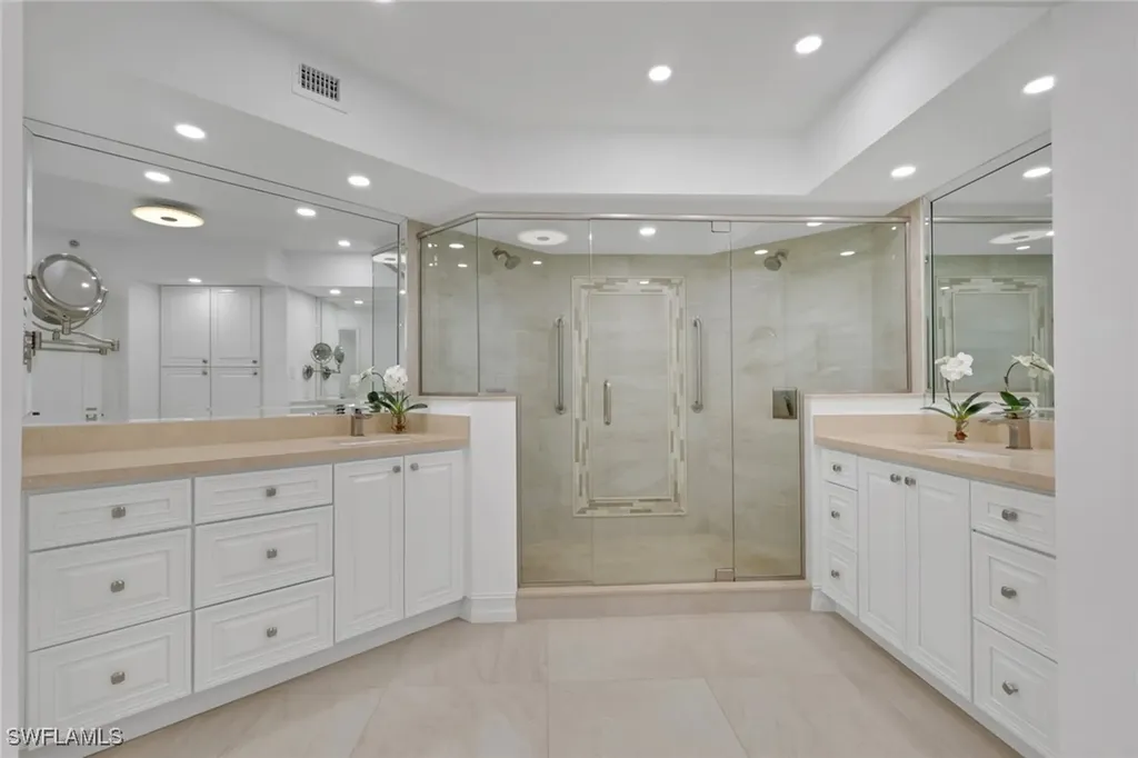 4251 Gulf Shore Boulevard N Naples FL 34103