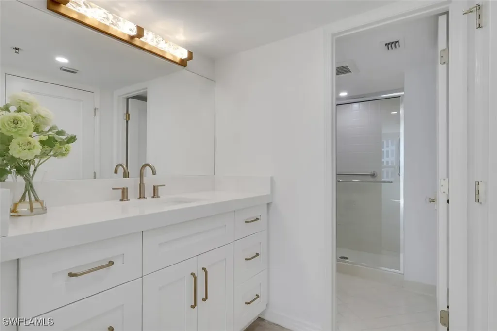 4251 Gulf Shore Boulevard N Naples FL 34103