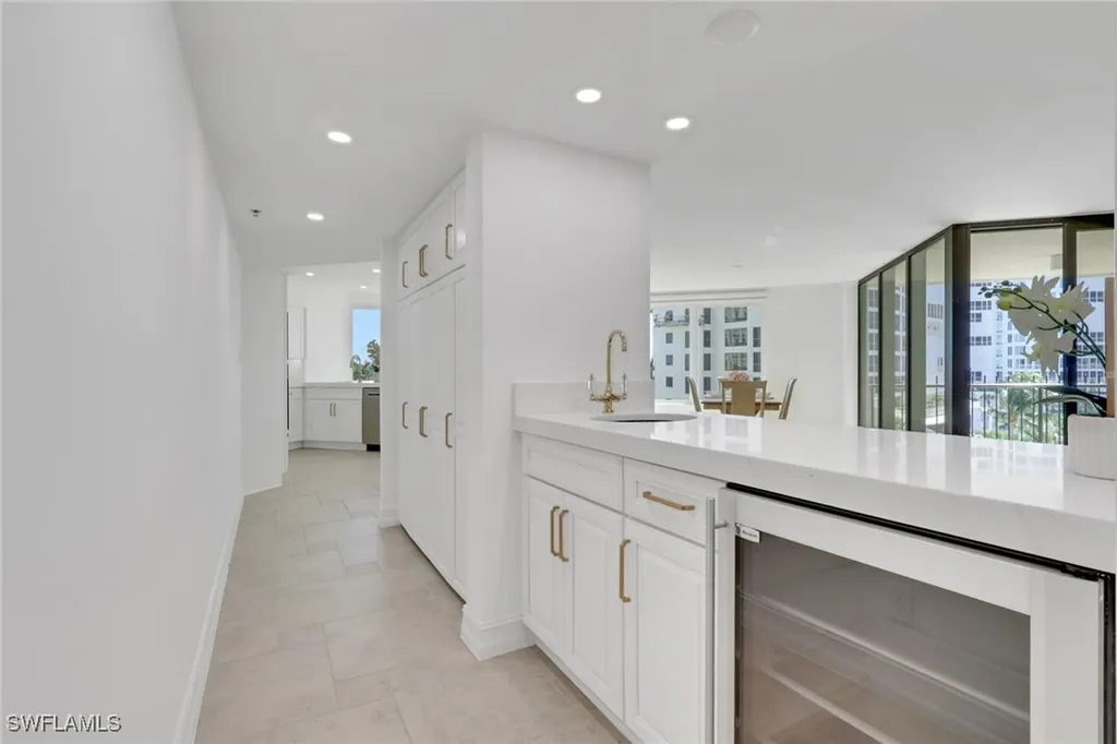 4251 Gulf Shore Boulevard N Naples FL 34103
