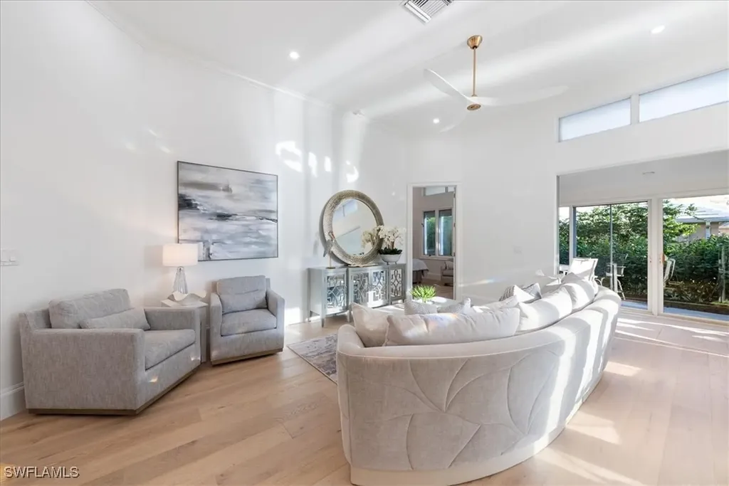 3624 Belair Lane Naples FL 34103