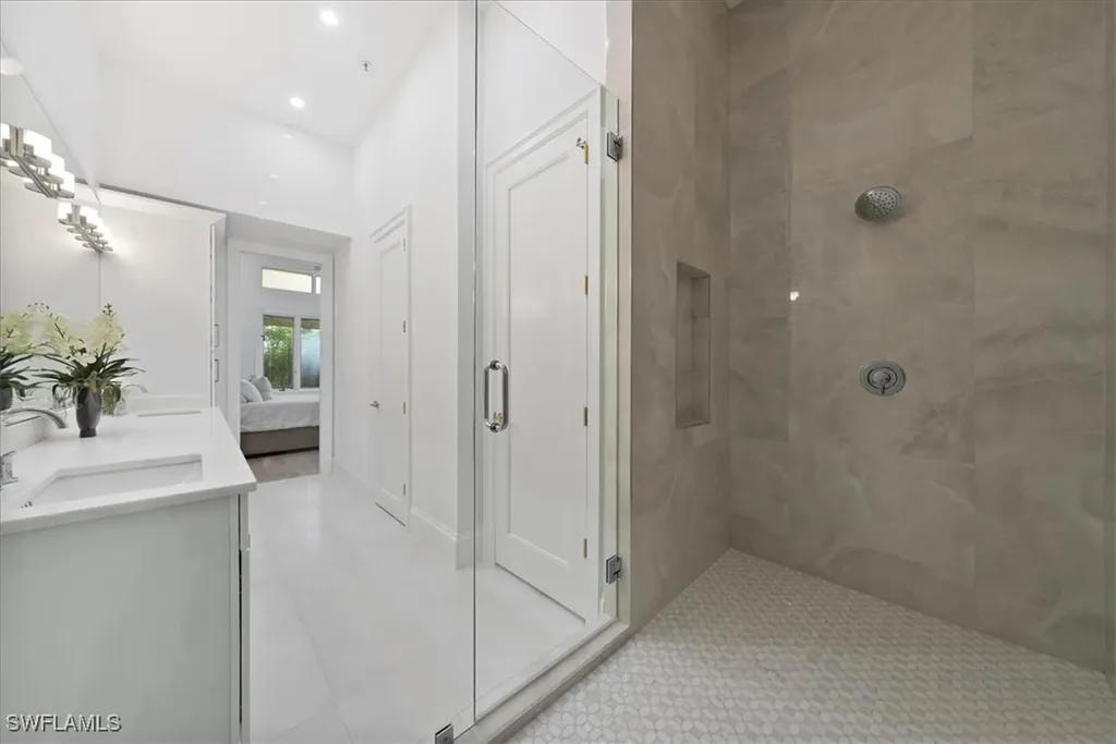 3624 Belair Lane Naples FL 34103