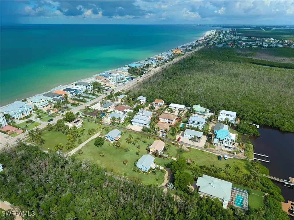 27553 Hickory View Drive Bonita Springs FL 34134