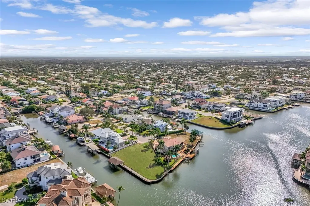 357 Germain Avenue Naples FL 34108