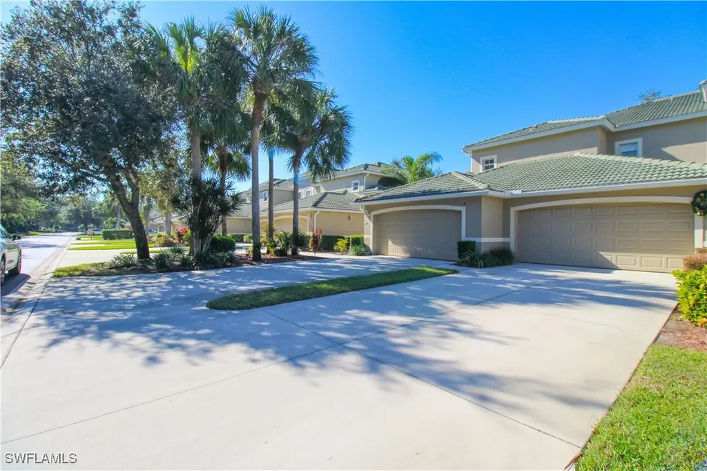3435 Laurel Greens Lane S Naples FL 34119