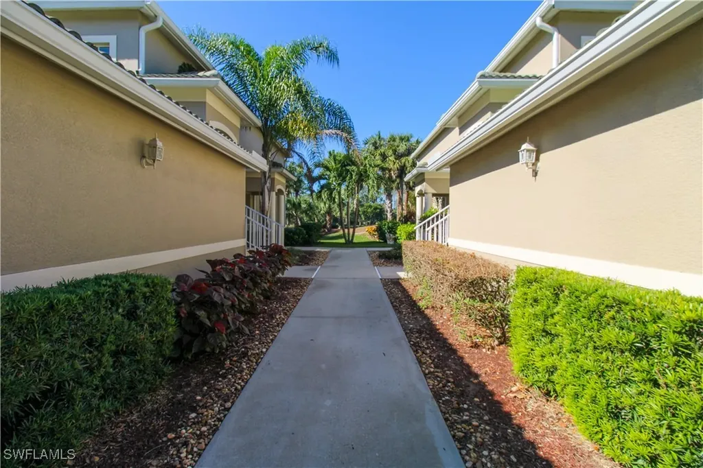 3435 Laurel Greens Lane S Naples FL 34119