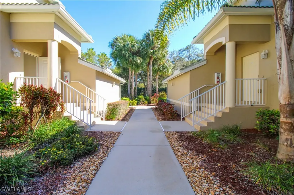 3435 Laurel Greens Lane S Naples FL 34119