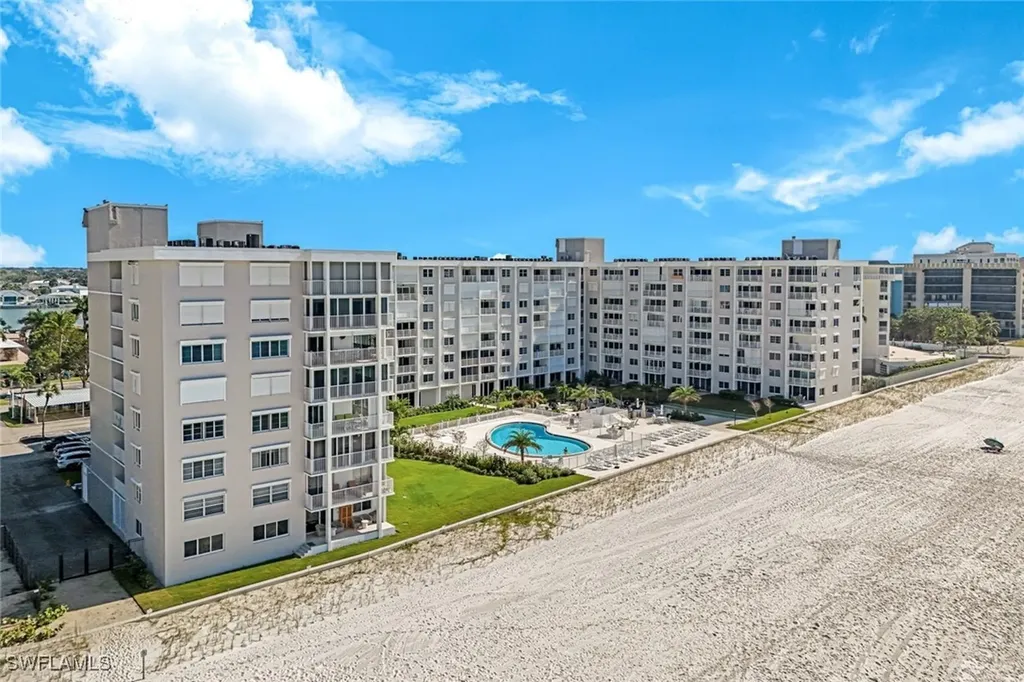 3443 Gulf Shore Boulevard N Naples FL 34103