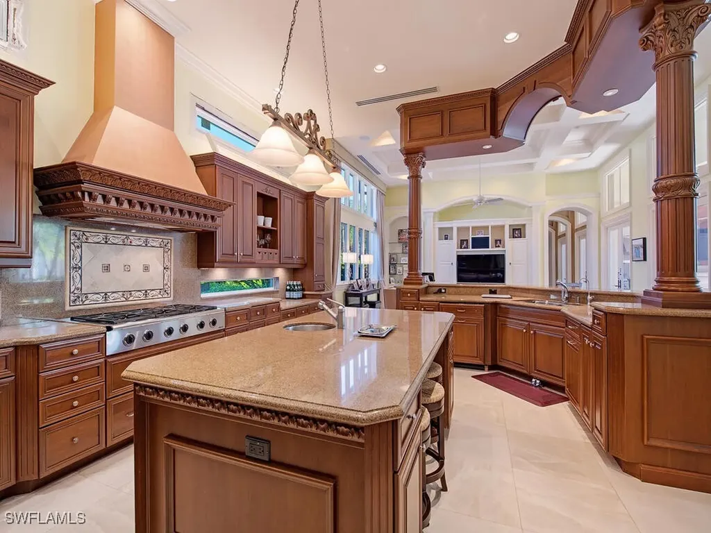 6955 Verde Way Naples FL 34108