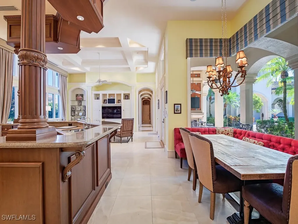 6955 Verde Way Naples FL 34108