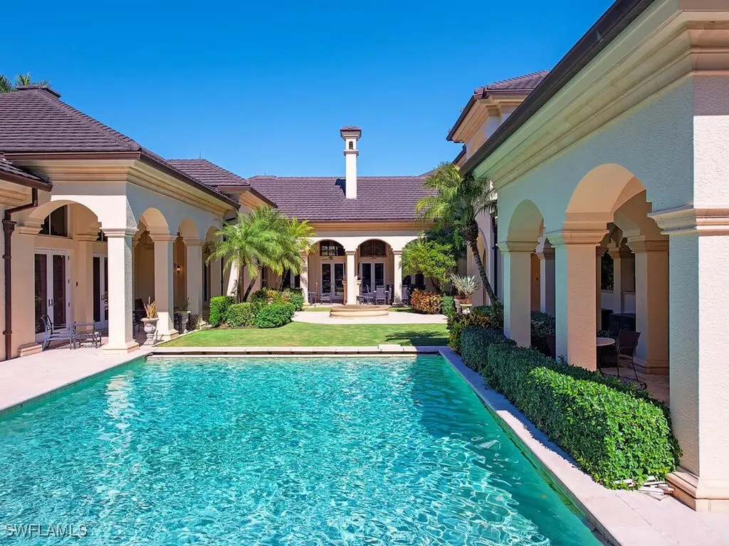 6955 Verde Way Naples FL 34108