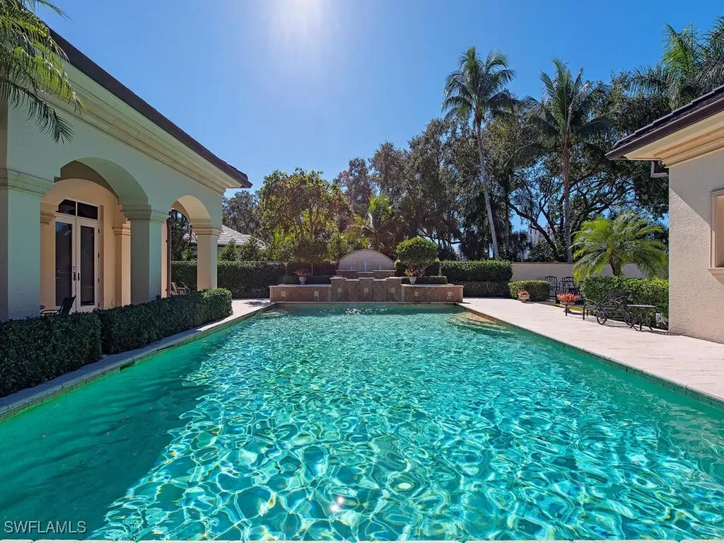 6955 Verde Way Naples FL 34108