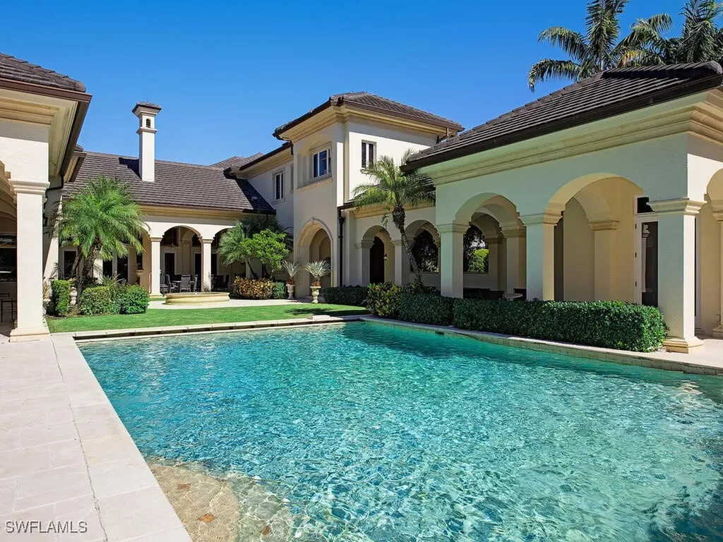 6955 Verde Way Naples FL 34108