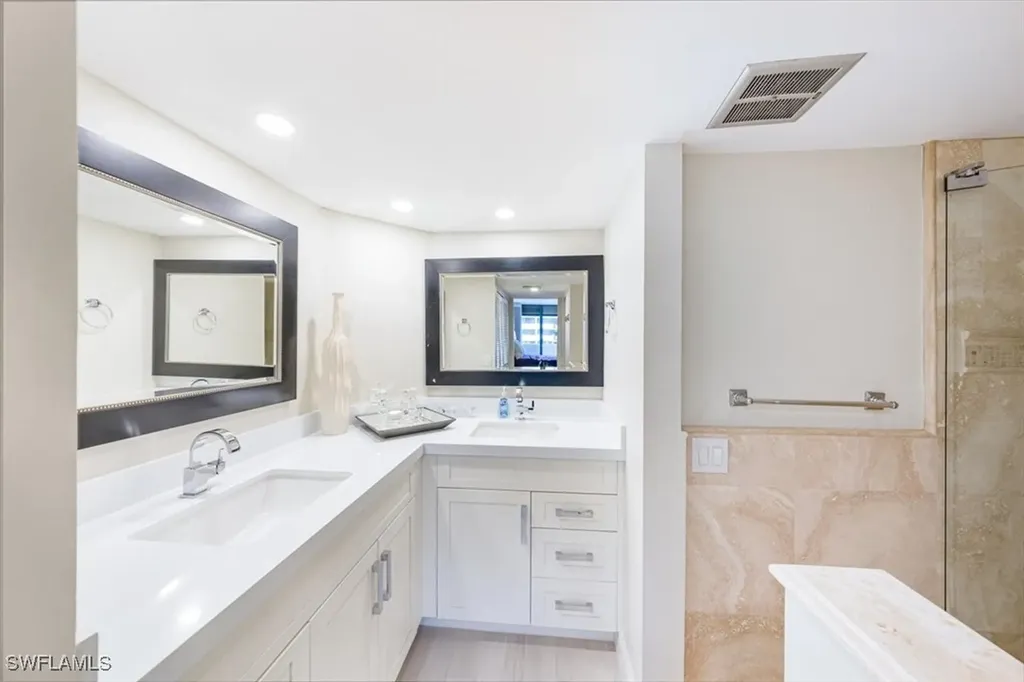 4005 Gulf Shore Boulevard N Naples FL 34103