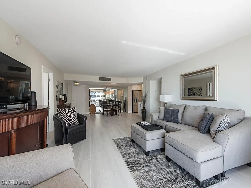 4005 Gulf Shore Boulevard N Naples FL 34103