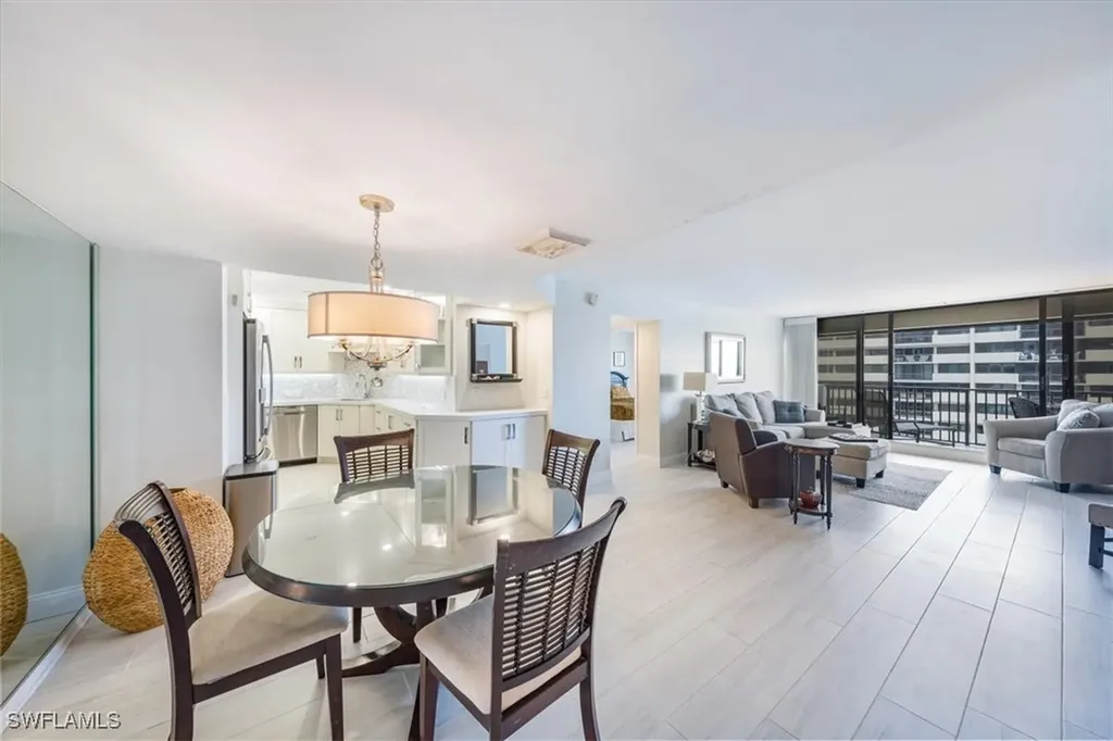 4005 Gulf Shore Boulevard N Naples FL 34103