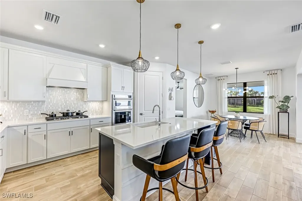 20530 Pebble Glen Drive Estero FL 33928