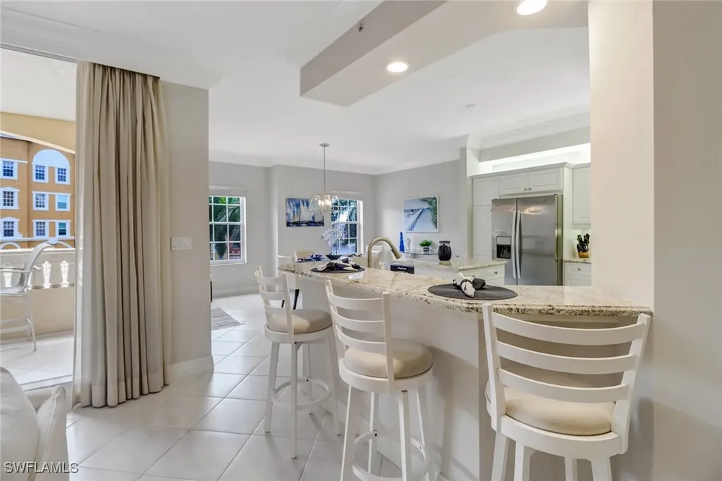 450 Bayfront Place Naples FL 34102